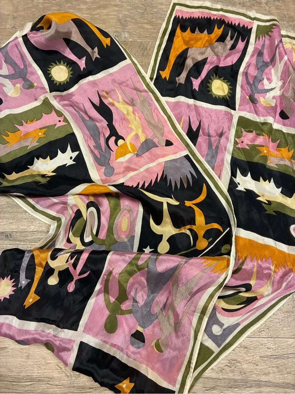 VTG Oscar de la Renta Printed 100% Silk Scarf 53”x 11”